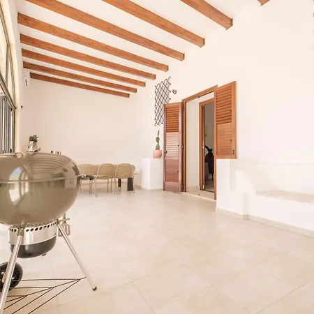 וילה Chiara ליפארי