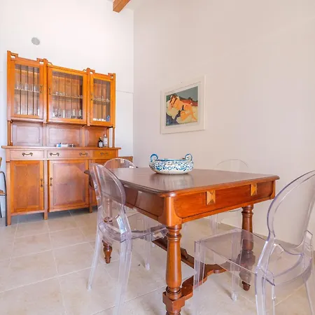 Chiara * ליפארי