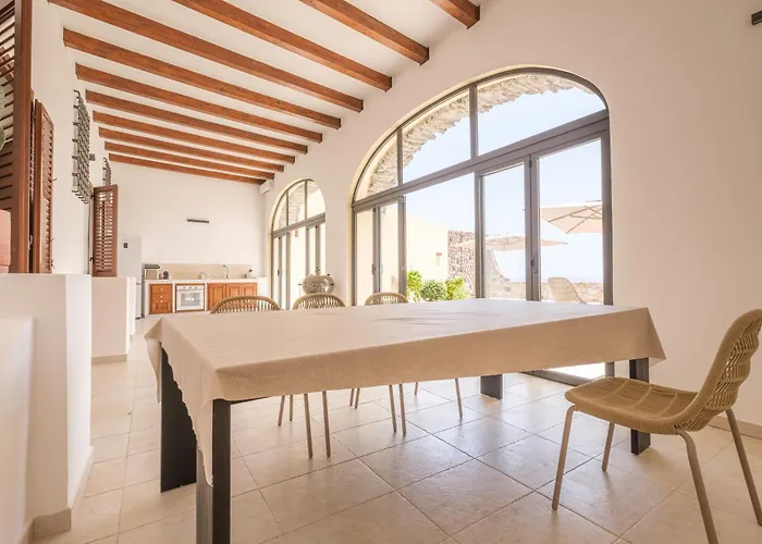 Chiara Villa