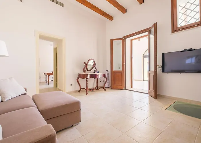 Chiara Villa *